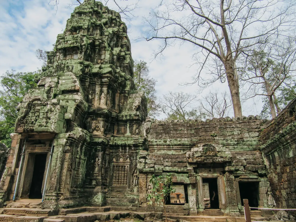 Explore Angkor Wat by Bicycle: Cycle Through Time