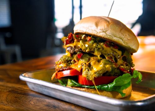 A Food Lover’s Guide to the USA: Burgers, BBQ & Regional Flavors